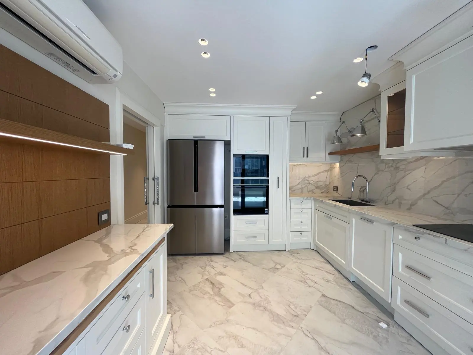 Kitchen area